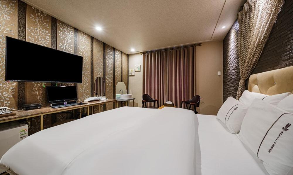 Sillim Hotel Urban Seoul Exterior photo